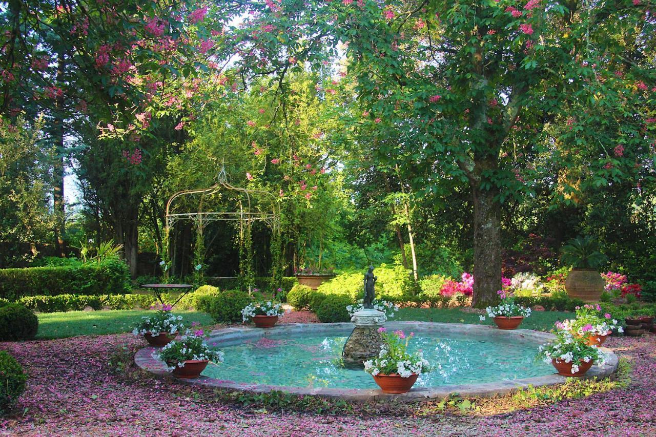 La Striscia Wine Resort Arezzo Extérieur photo